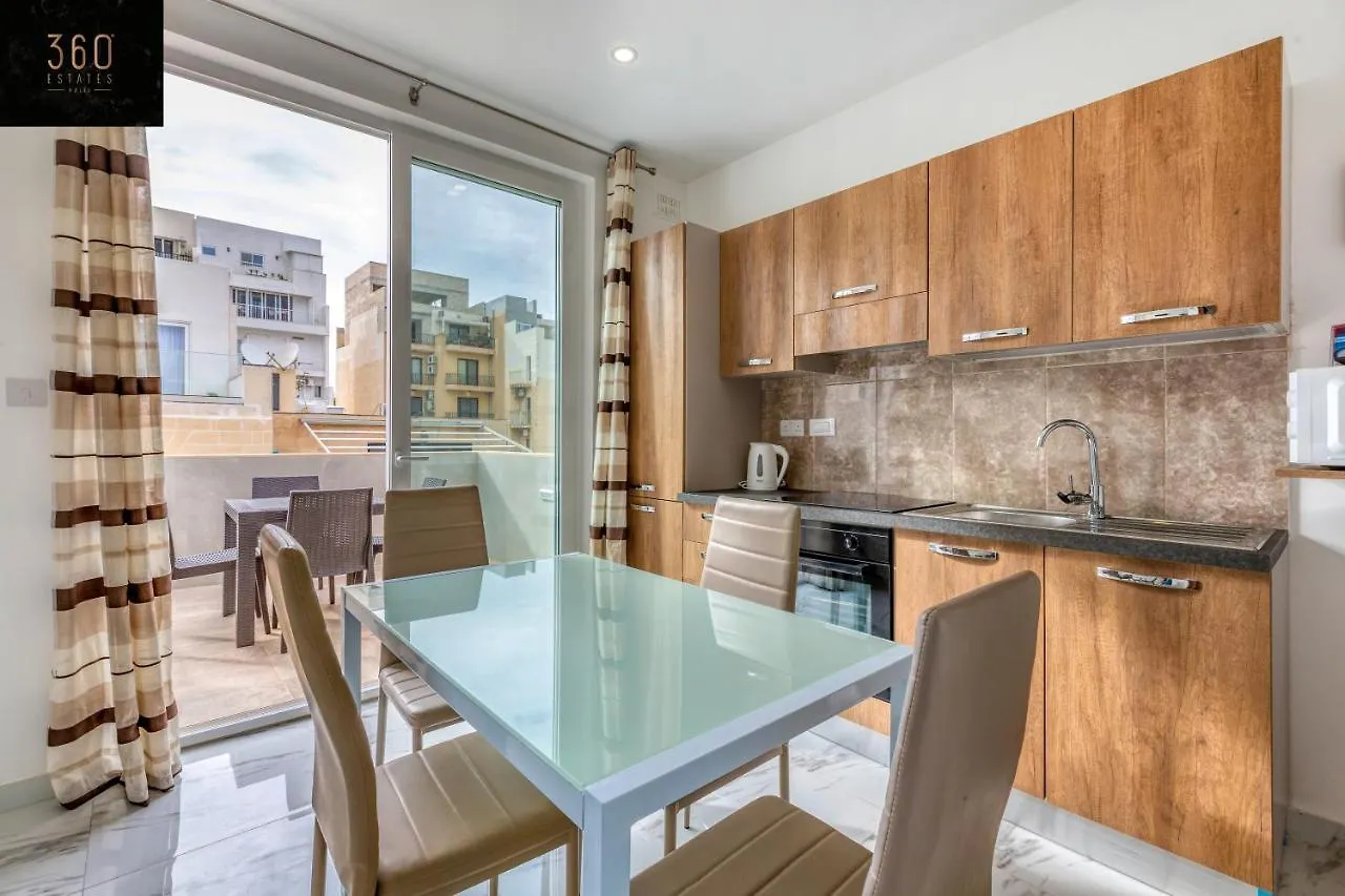 Duplex Penthouse In St. Julian'S With Views & Bbq By 360 Estates Apartment Sliema