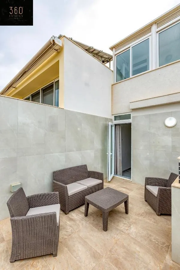 Duplex Penthouse In St. Julian'S With Views & Bbq By 360 Estates Apartment Sliema 0*,  Malta